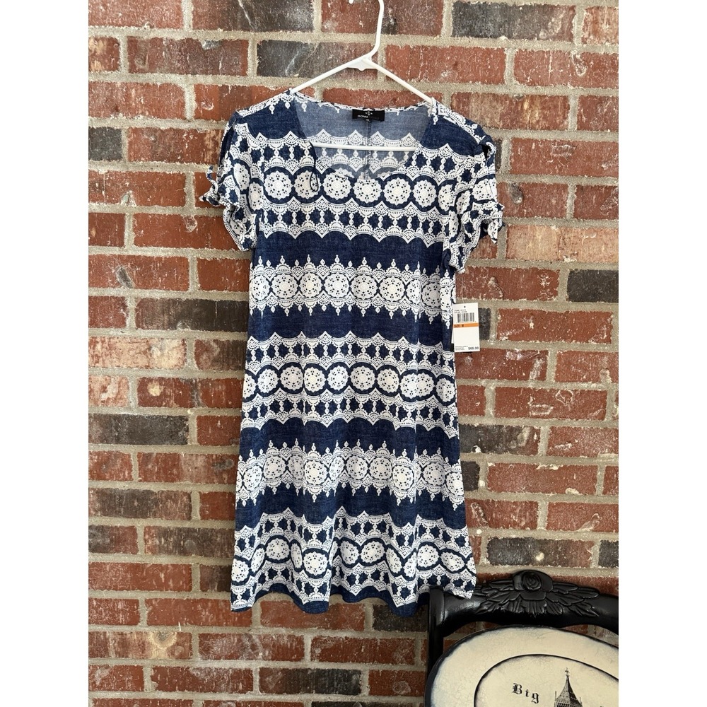 Ronni Nicole shift‎ dress White Blue short sleeve printed sz M